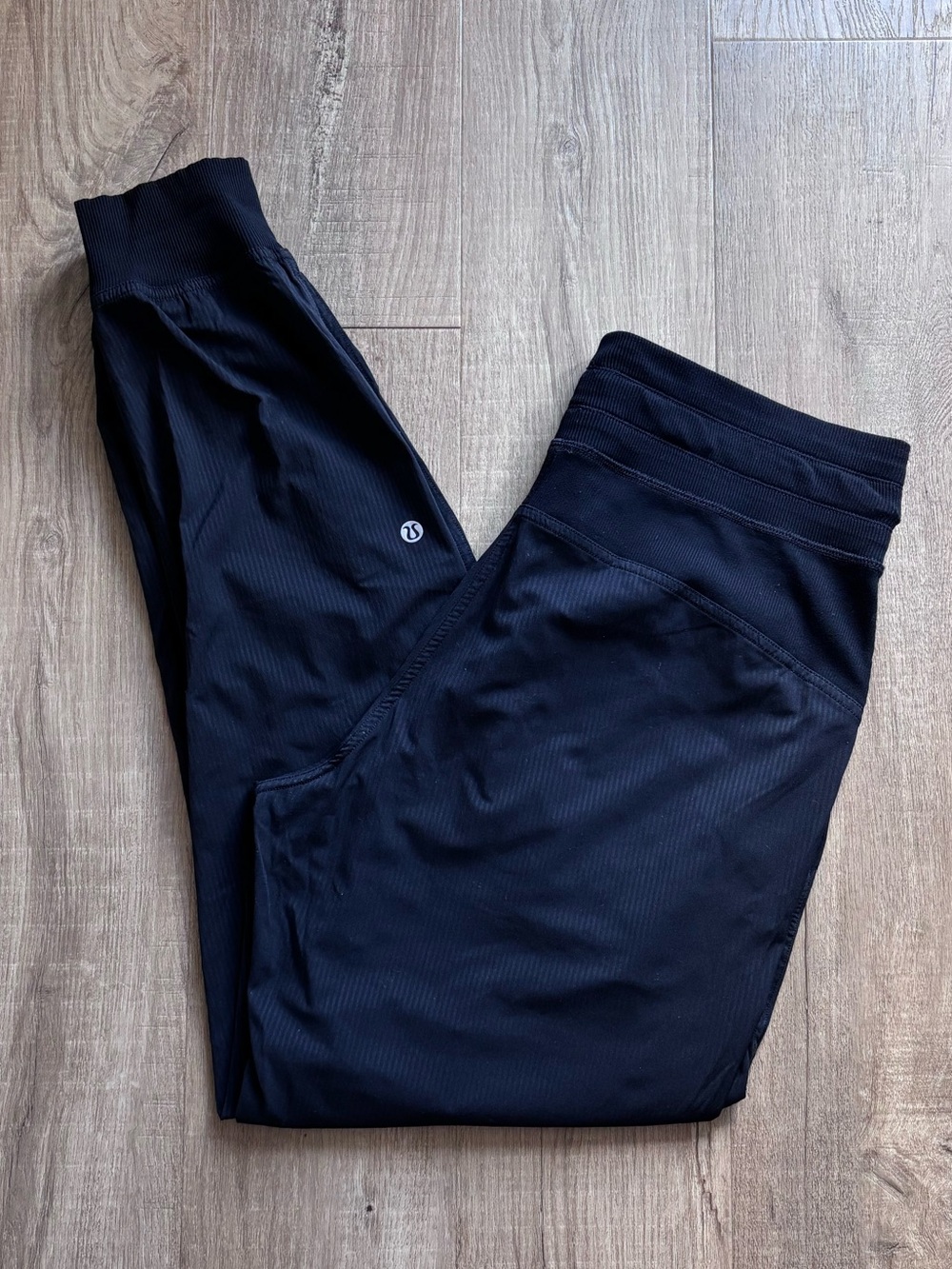 Lululemon Dance Studio Jogger 28” in Black